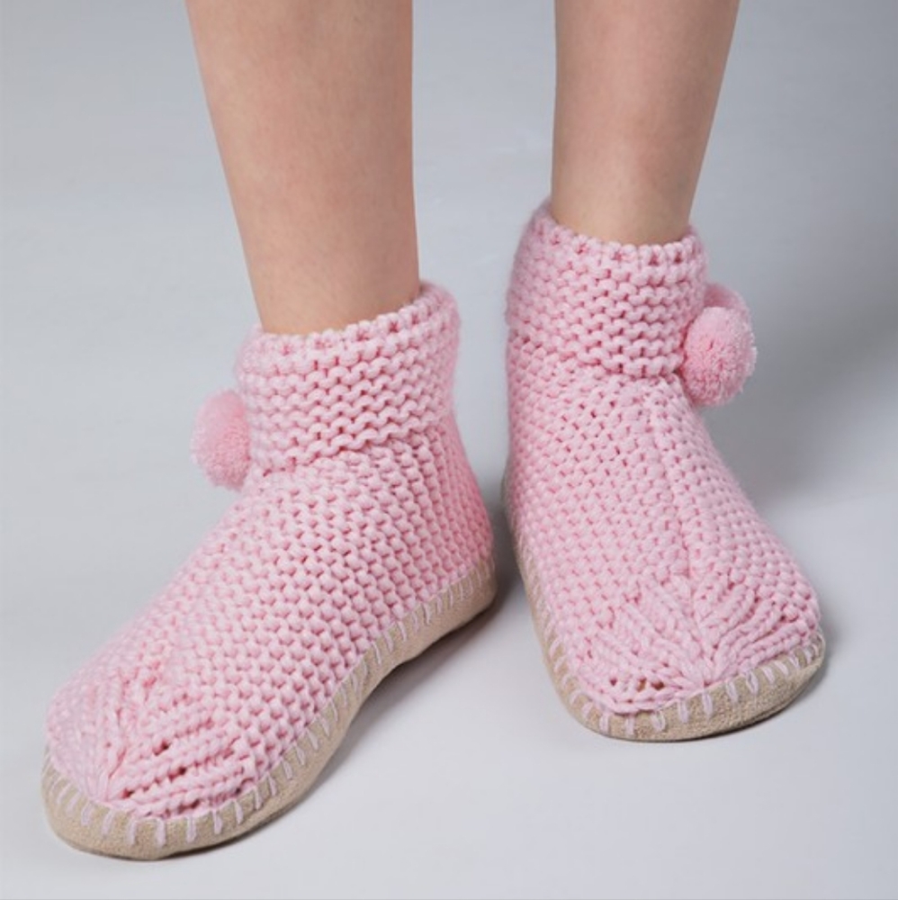 Comfy Hand Knitted Indoor Slipper Booties w Pom-Poms size 6-7🎁 Excellent Gift!